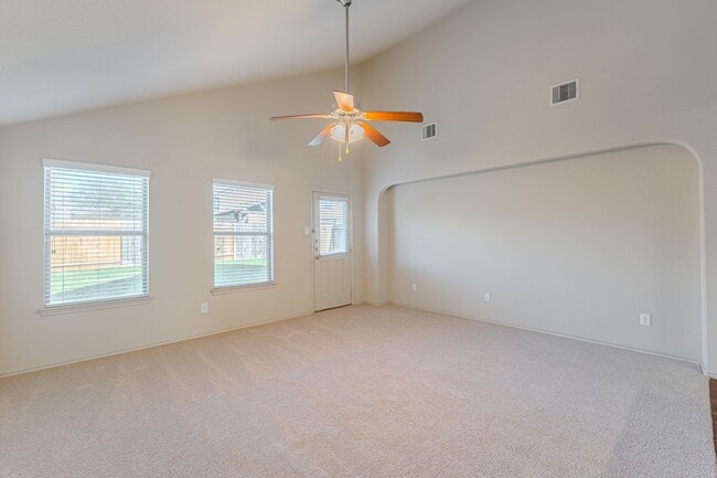 Building Photo - 2007 Naplechase Crest Dr