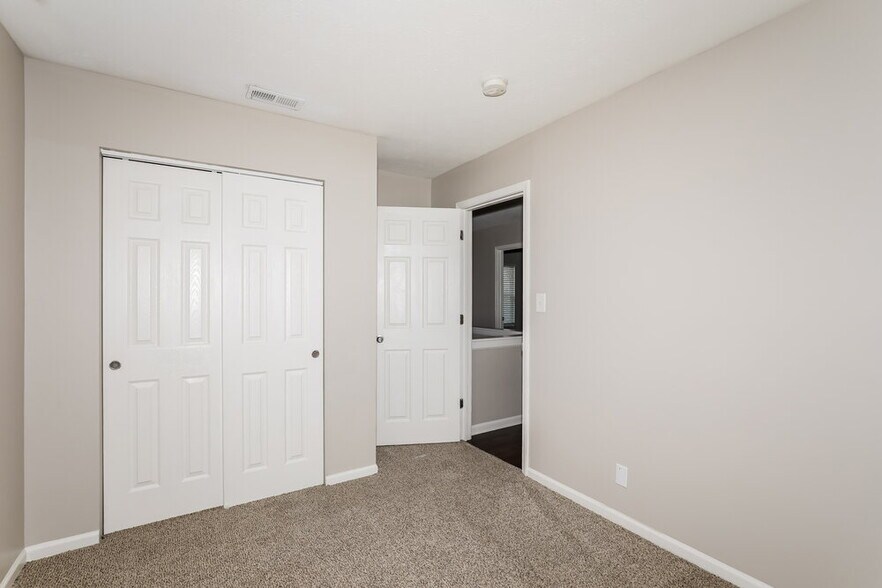 Building Photo - 8138 Fisher Bend Dr