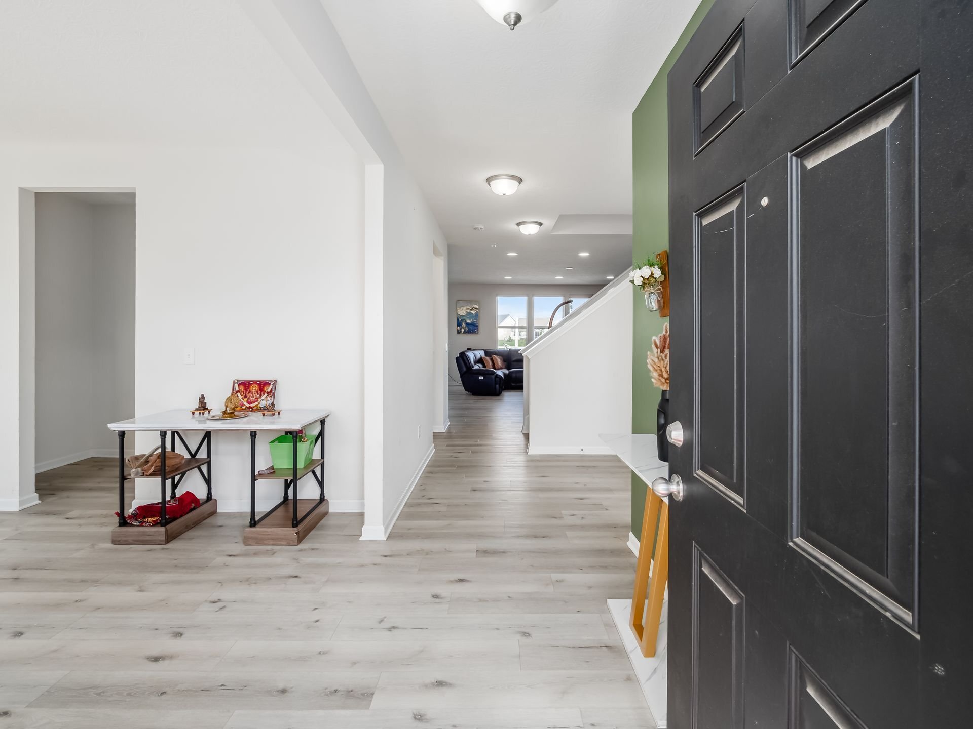 Building Photo - 274 Cambie Dr