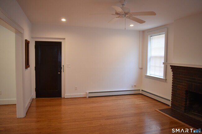 Building Photo - 151 Cold Spring St