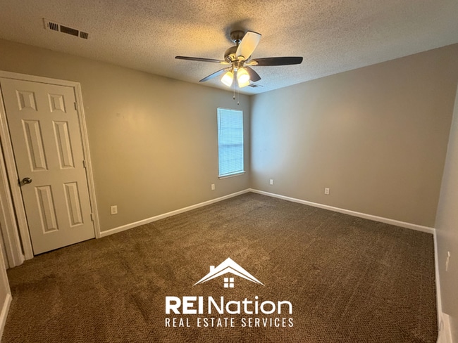 Building Photo - MILLINGTON GEM! 3BR/2BA w/ Vaulted Ceilings & Brick Fireplace | Fenced Yard!