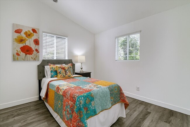 Building Photo - Charming Olde Town Arvada Home!