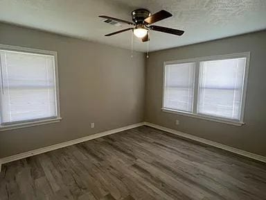 Building Photo - 5120 River Ridge Ln