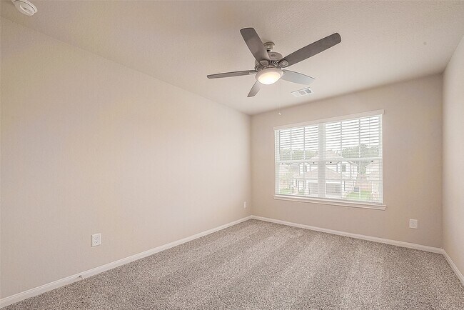 Building Photo - 2335 Tavo Trails Dr
