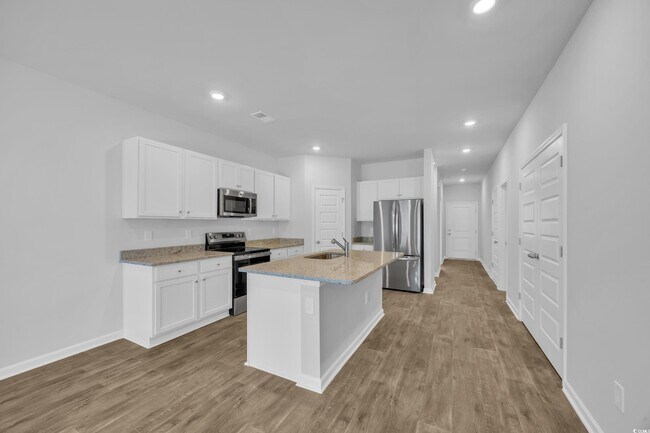 Building Photo - 2087 Victory Wy