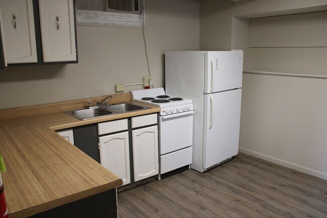 Building Photo - Vattier 1130