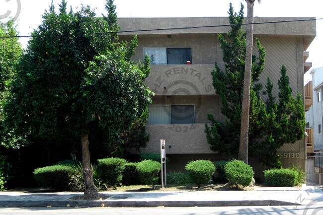 Building Photo - 5130 Coldwater Canyon Ave