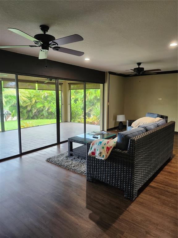 Building Photo - 376 Portofino Dr