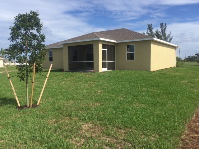 Building Photo - NW Cape Coral Single Family Home