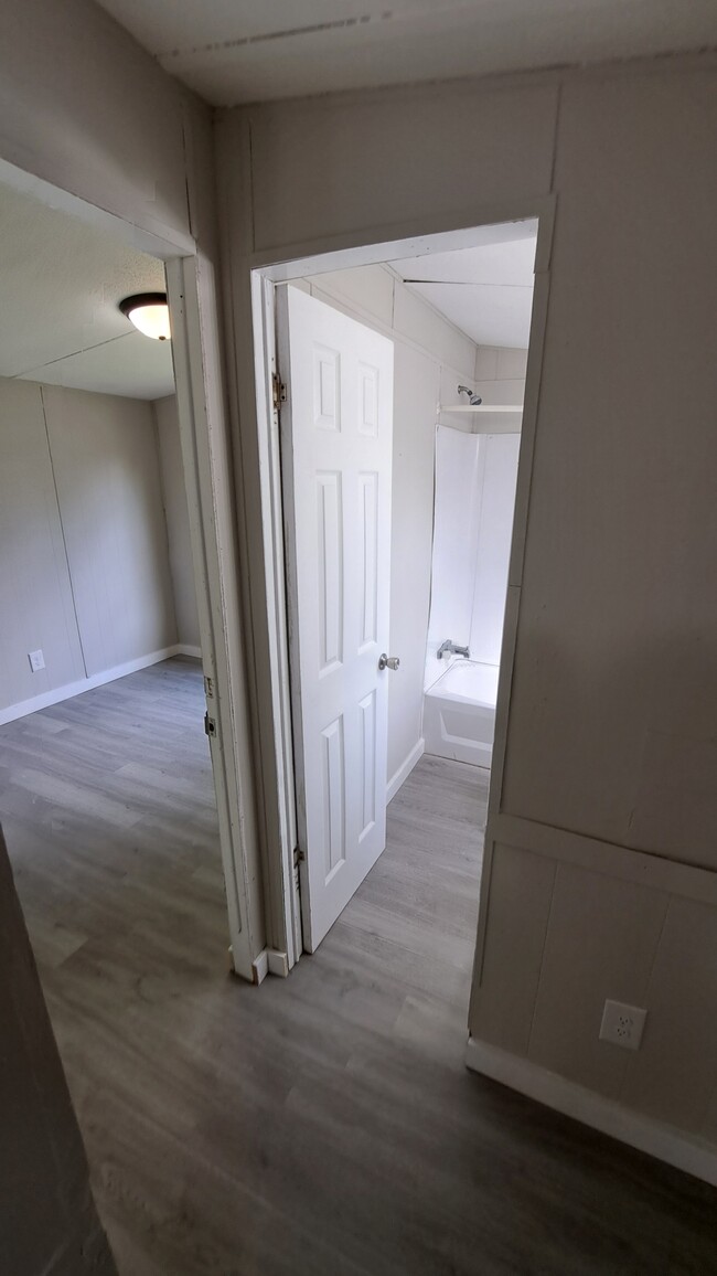 Building Photo - 113 Novits Nook Ct