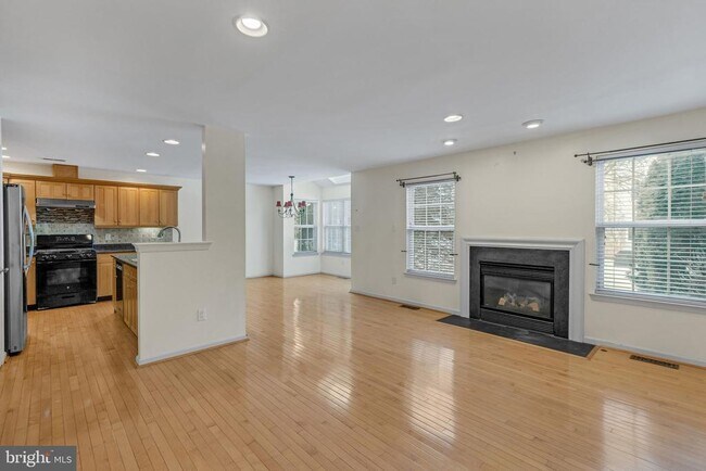 Building Photo - 4 Hogan Way