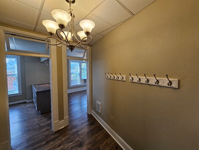 Building Photo - 209 Central Ave