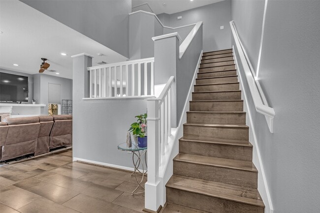 Building Photo - 26 Scarlet Woods Ct
