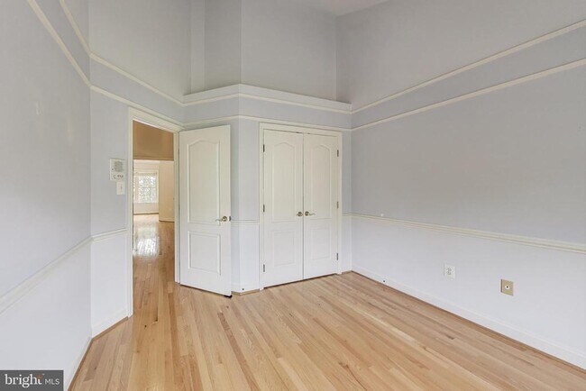Building Photo - 6402 Spring View Pl
