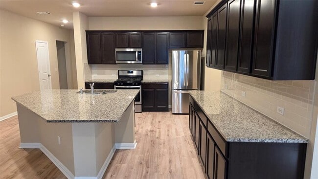 Building Photo - 146 Arrowhead Vine St