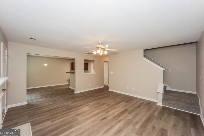 Building Photo - 4614 Raven Wood Loop