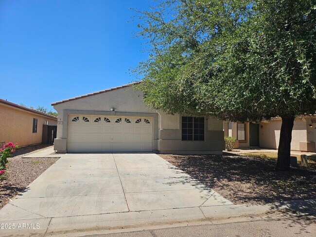 Primary Photo - 825 E Lamonte St