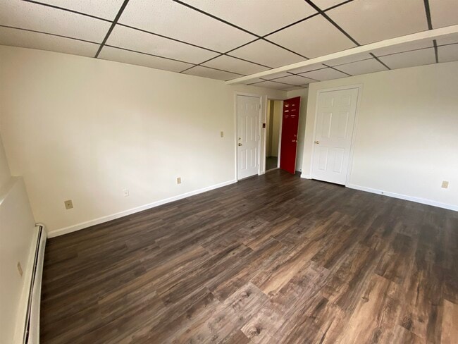 Building Photo - 3931 Brown Ave