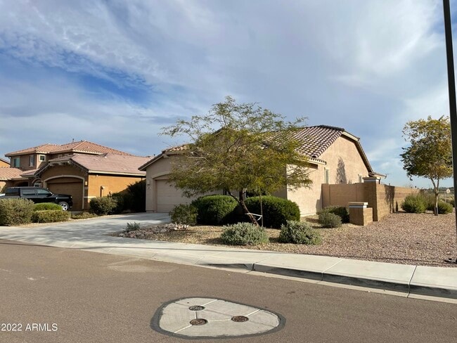 Building Photo - 69 S 195th Ln