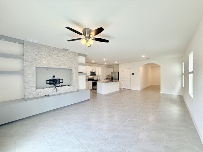 Building Photo - 10759 Penny Gale Loop
