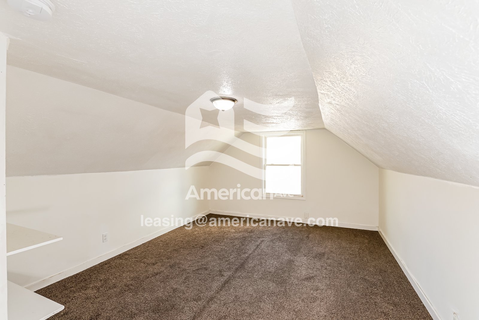 Building Photo - 6006 S 20th Ave