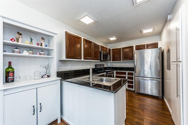 Building Photo - 4242 Capistrano Dr