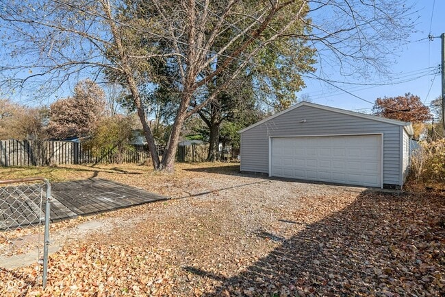 Building Photo - 4333 N County Road 1000 East