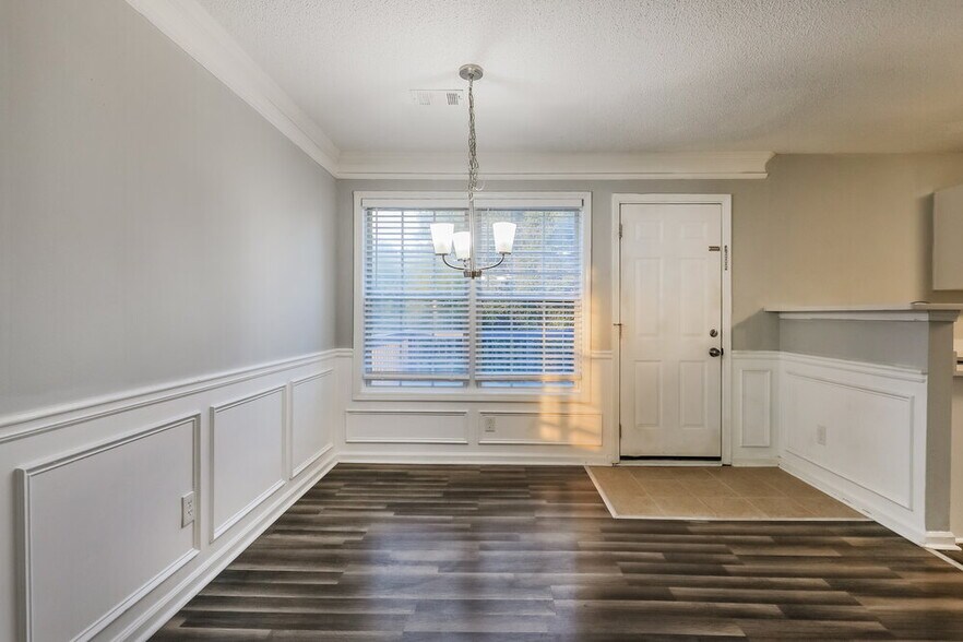 Building Photo - 11758 Registry Blvd