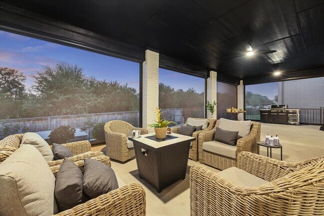 Building Photo - 437 Trabuco Bnd