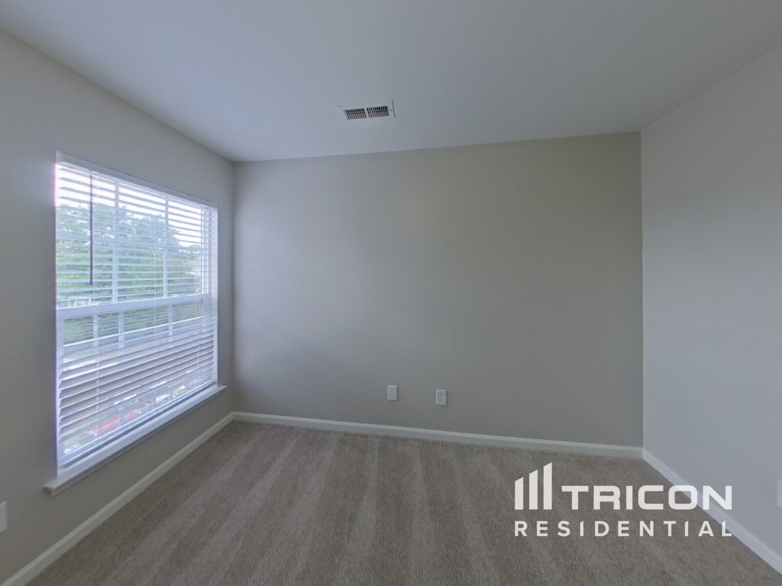 Building Photo - 7135 Tabor Falls Dr