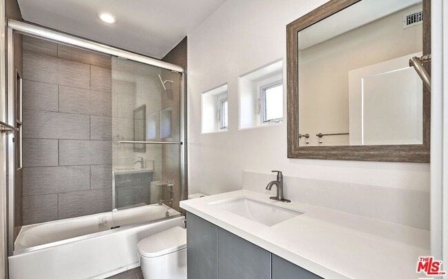 Building Photo - 4507 Lomita St