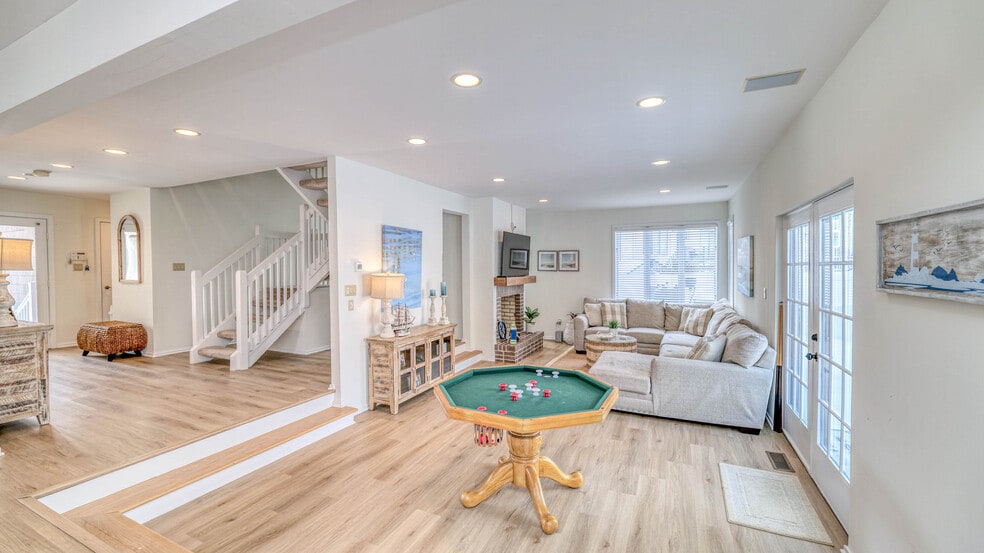 Building Photo - 6 Brunswick Ct