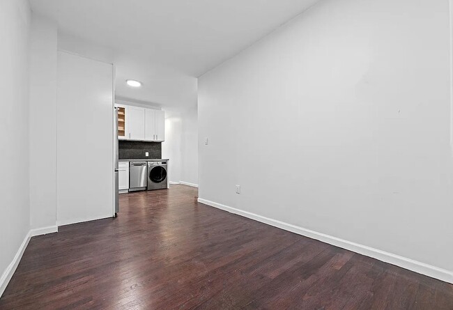 Building Photo - 666 Ninth Avenue