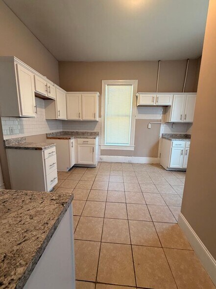 Building Photo - 3017 Ensley Ave