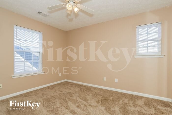 Building Photo - 1221 Andrews Dr