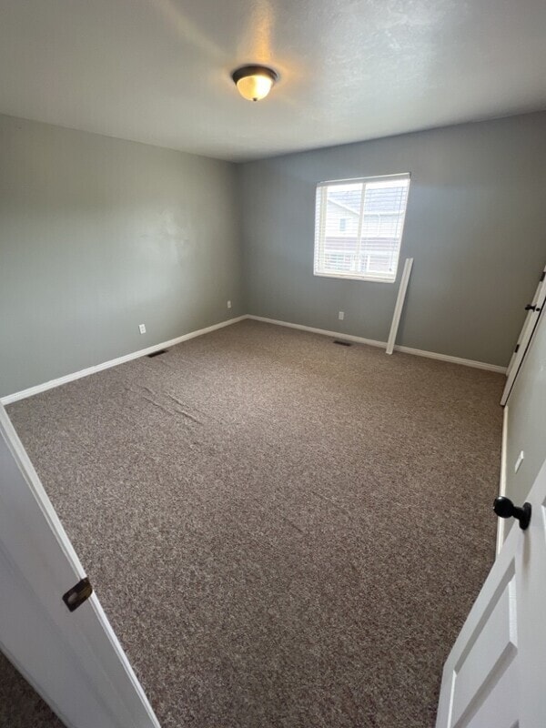Building Photo - 505 W 350 N