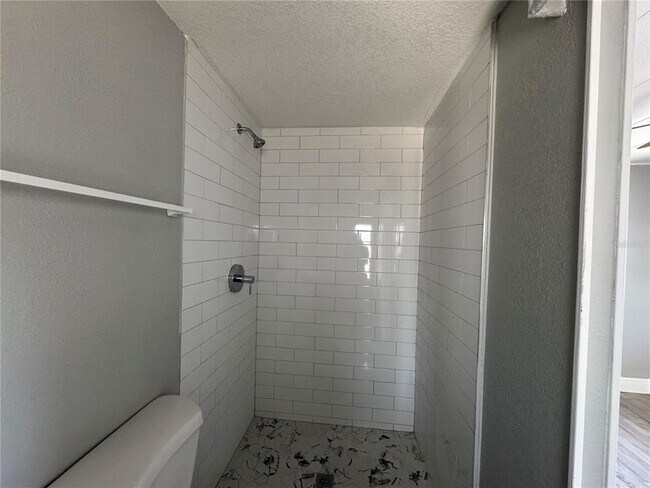 Building Photo - 3451 Tiki Dr