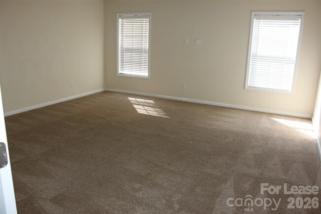 Building Photo - 9651 Laurie Ave NW