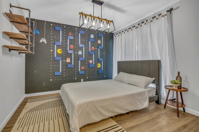 Building Photo - 13330 Trompilla Ln