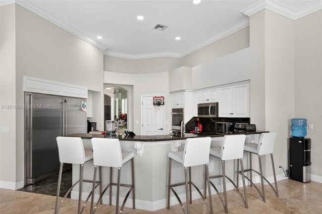 Building Photo - 2538 Montclaire Ct
