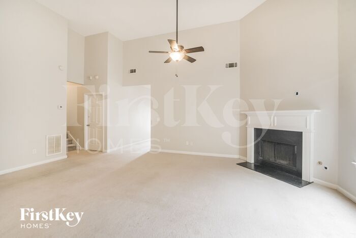 Building Photo - 4564 Glider Cir