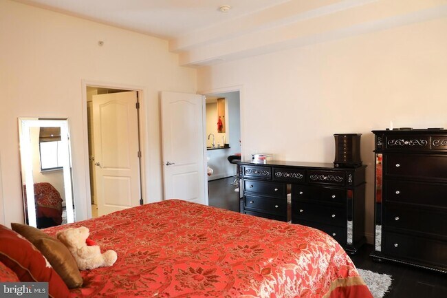 Building Photo - 1111 Oronoco St