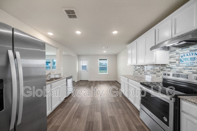 Building Photo - 6022 Bluestem Wy