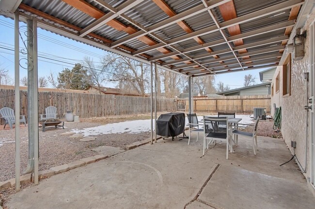 Building Photo - Wonderful Home