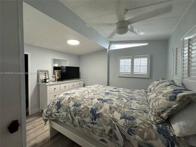 Building Photo - 65821 Overseas Hwy