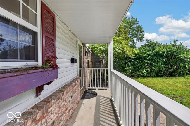Building Photo - 2410 Dell Zell Dr