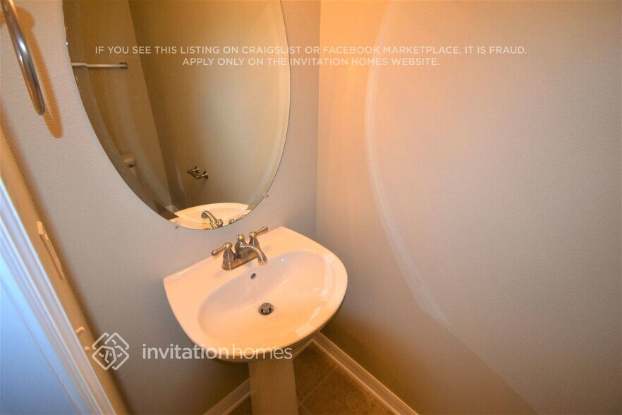 Building Photo - 9313 Wellstone Dr