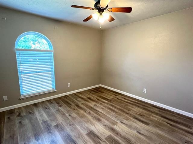 Building Photo - 1208 Crestwood Ct