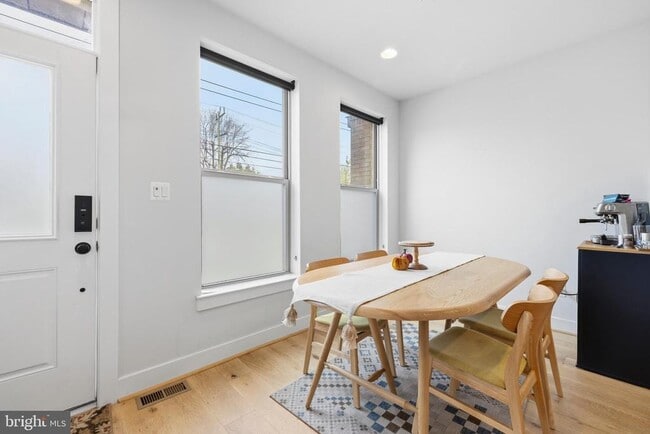 Building Photo - 5104 Randolph Rd