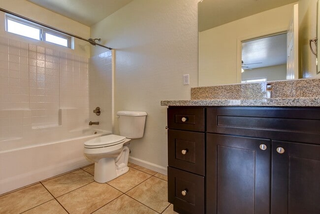 Building Photo - 3850 E Teri Ct